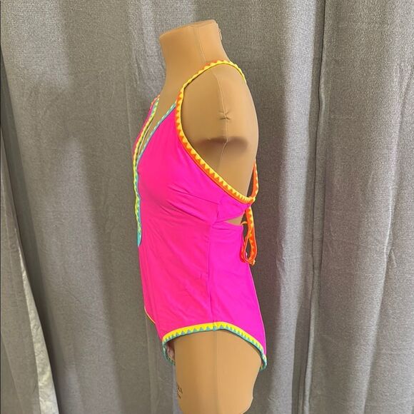 POPVIL Vibrant Pink One-Piece Swimsuit with Colorful Trim - Picture 4 of 10